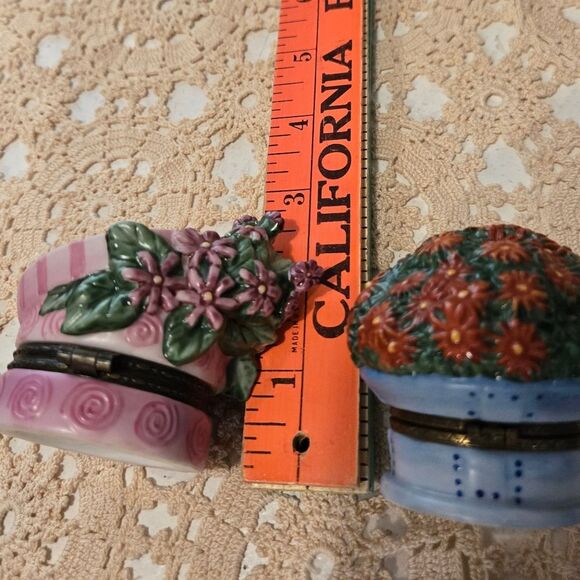 Vintage Flower Porcelain Or Ceramic Trinket Boxes Collectibles - Picture 6 of 12